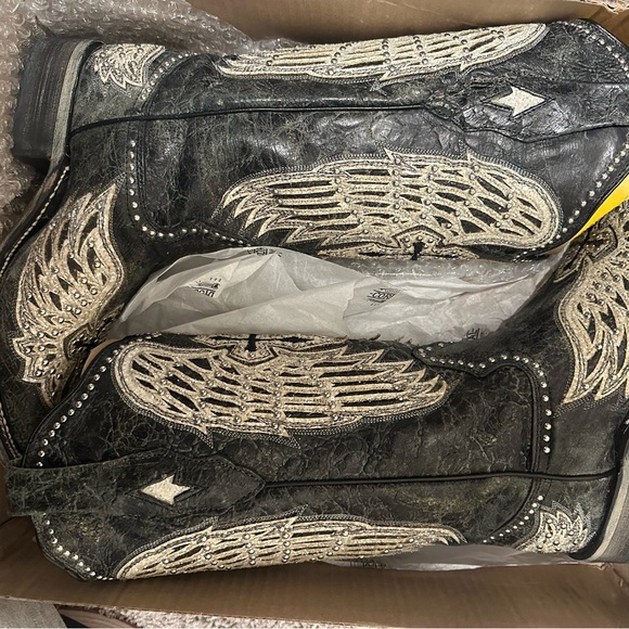 Corral Winged Boots - Picture 4 of 7